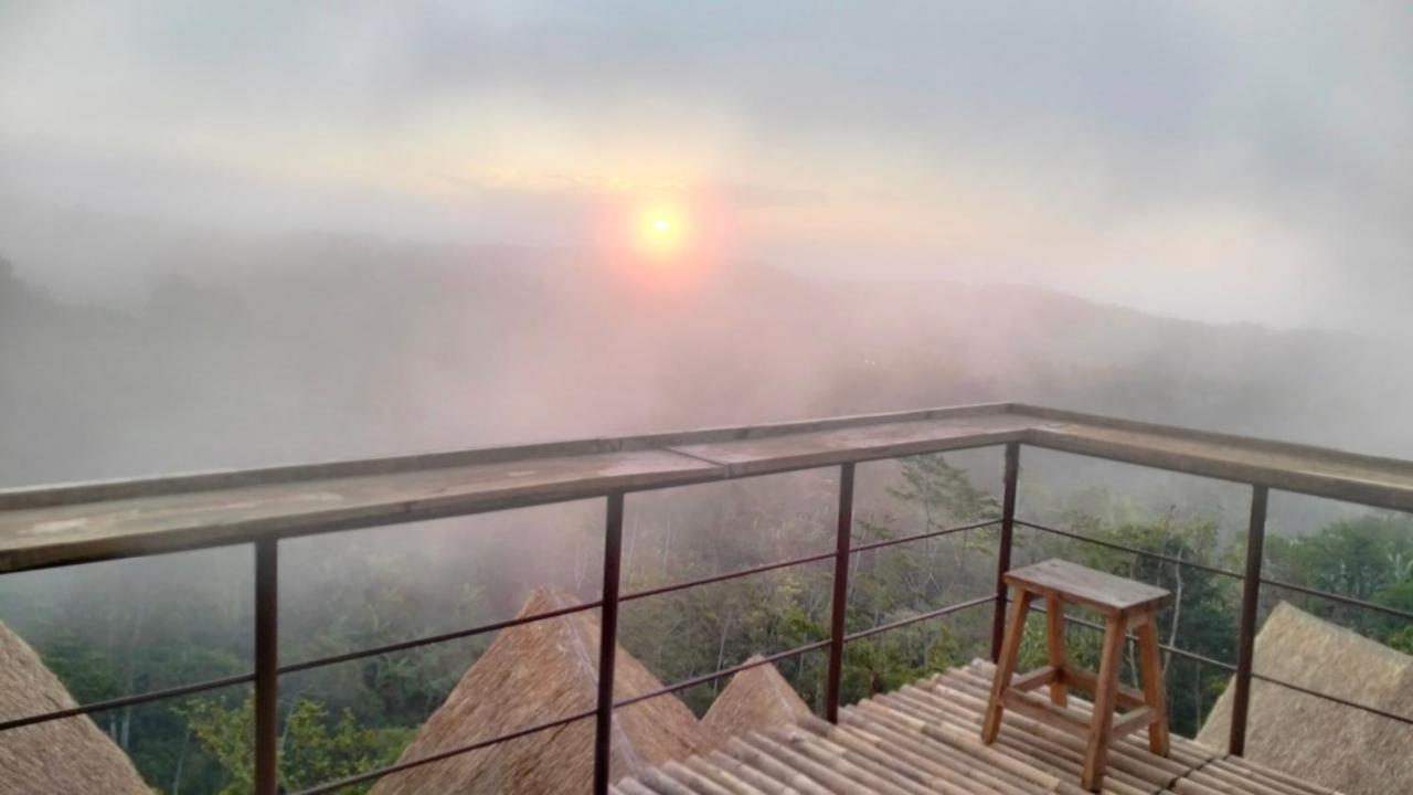 Wanagiri Sunset Glamping Hotel Gitgit Buitenkant foto